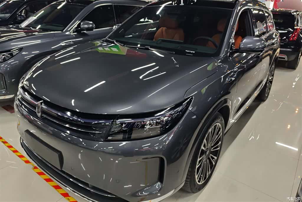 AITO M7, 2024 1