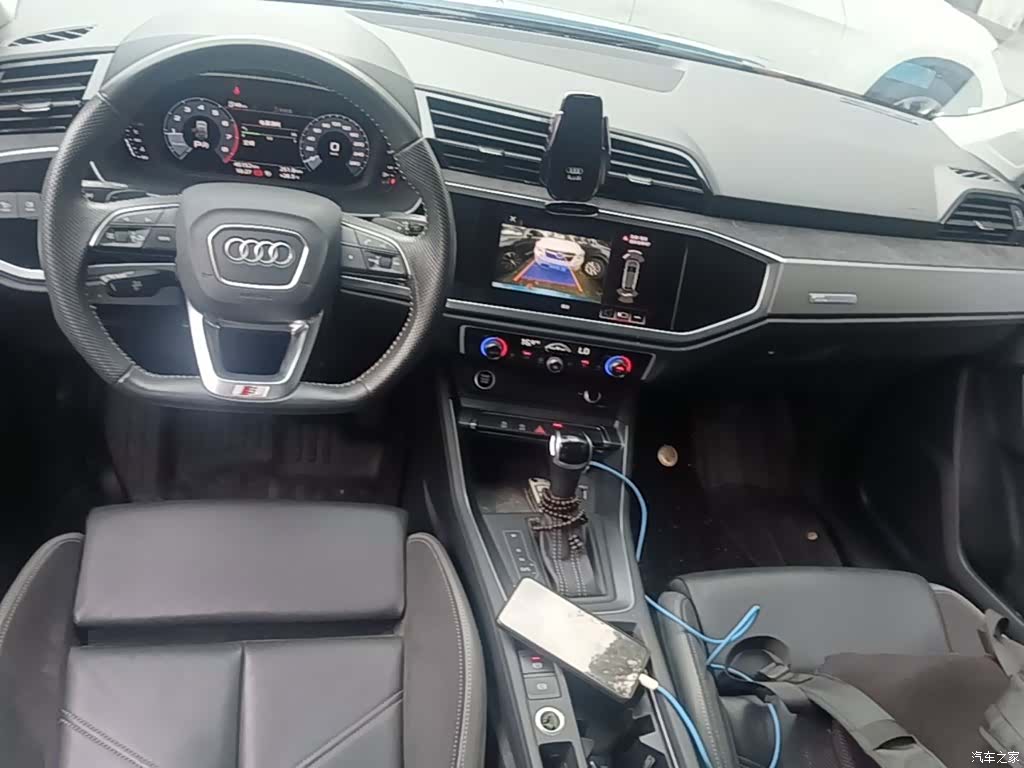 Audi Q3, 2021 10