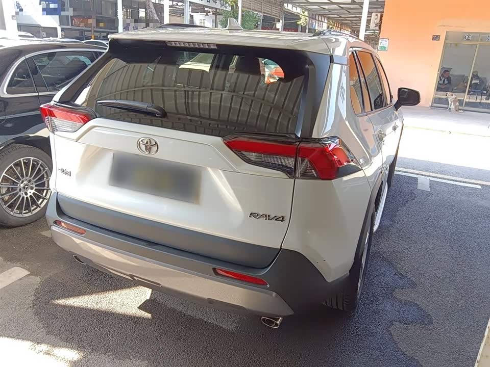 Toyota RAV4 Rongfang