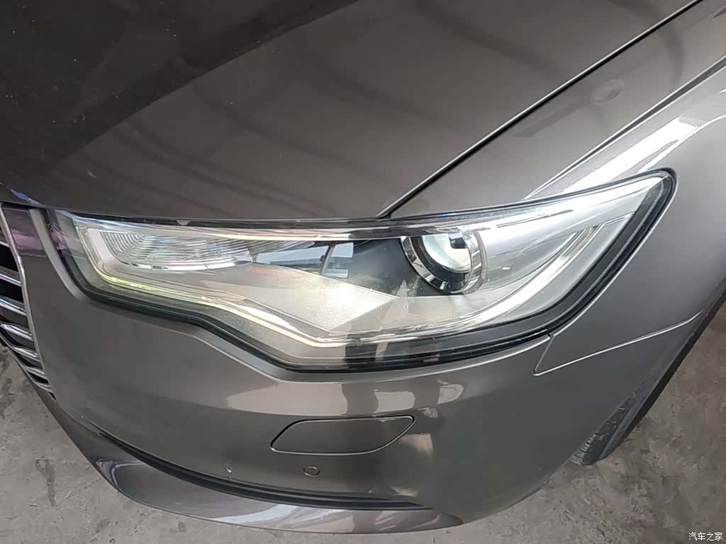 Audi A6L, 2015 24