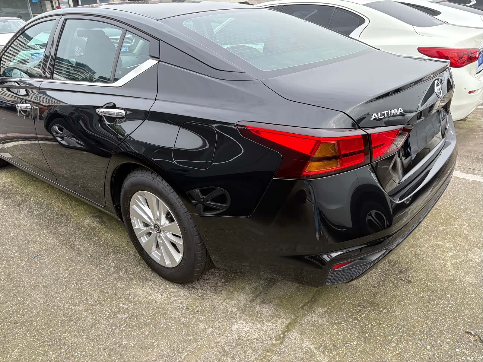 Nissan Teana, 2022 13