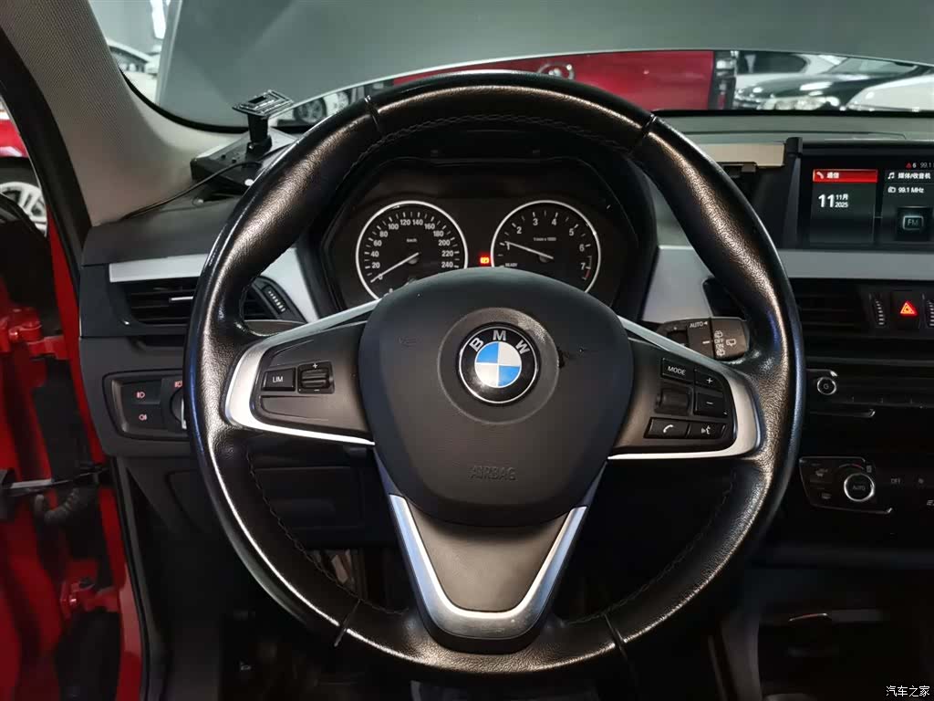 BMW X1, 2017 3