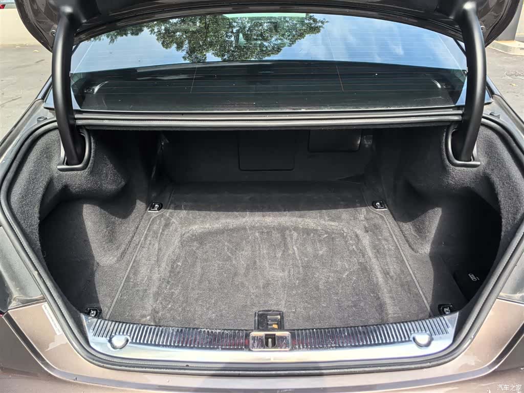 Audi A8L, 2017 9