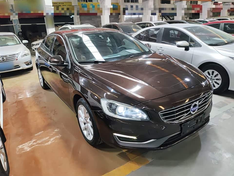 Volvo S60