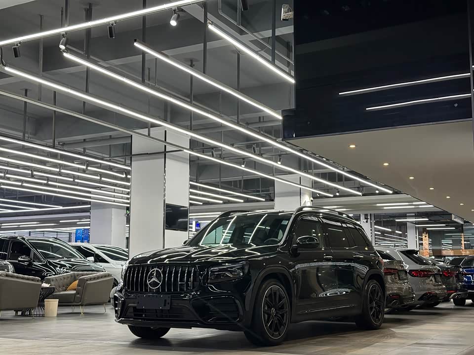 Mercedes-Benz GLB AMG