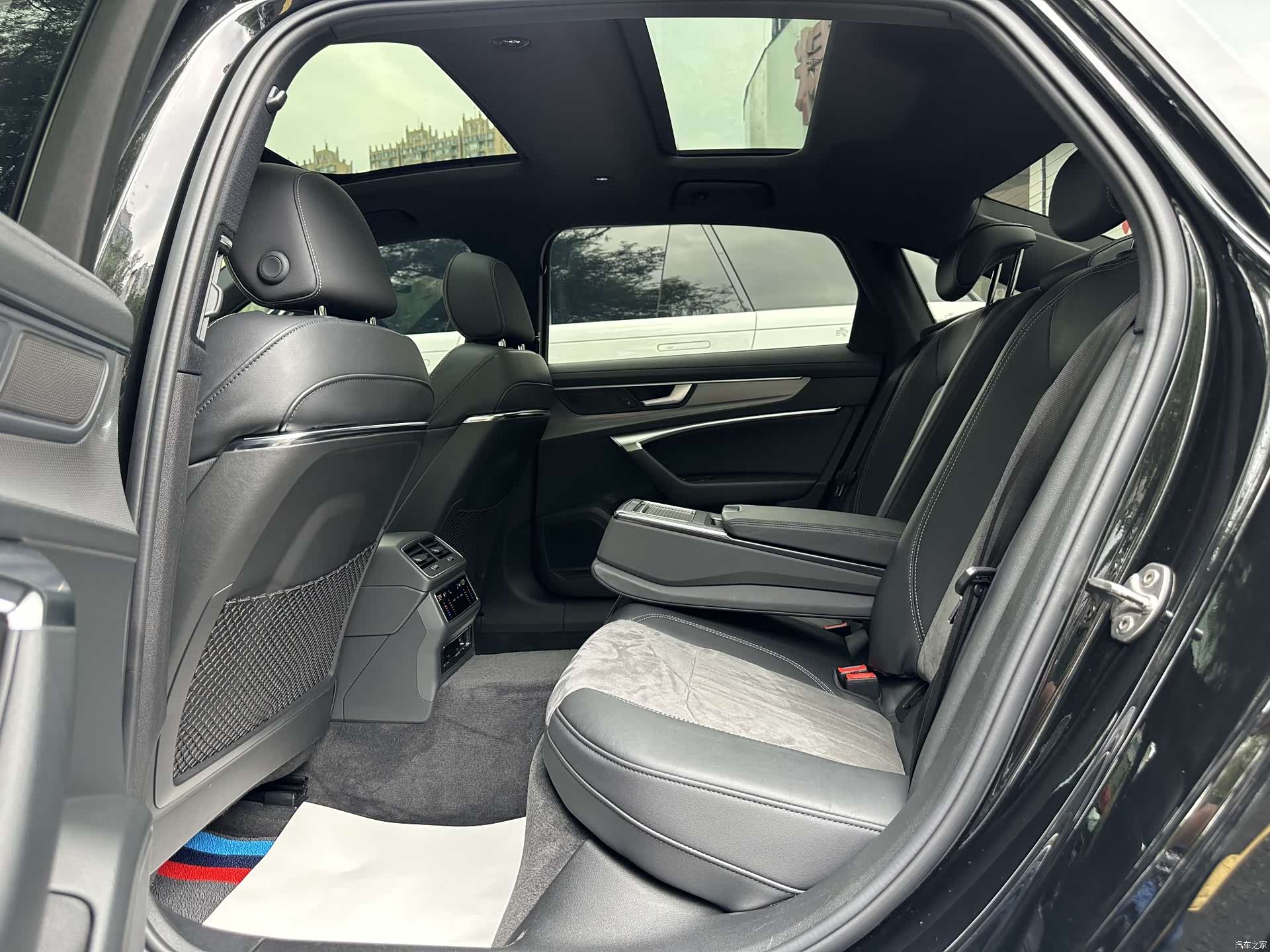 Audi A6L, 2022 21