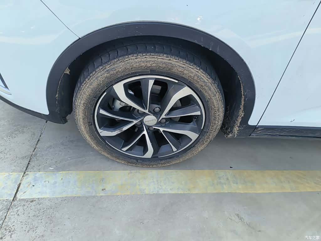 Geely Emgrand, 2019 23