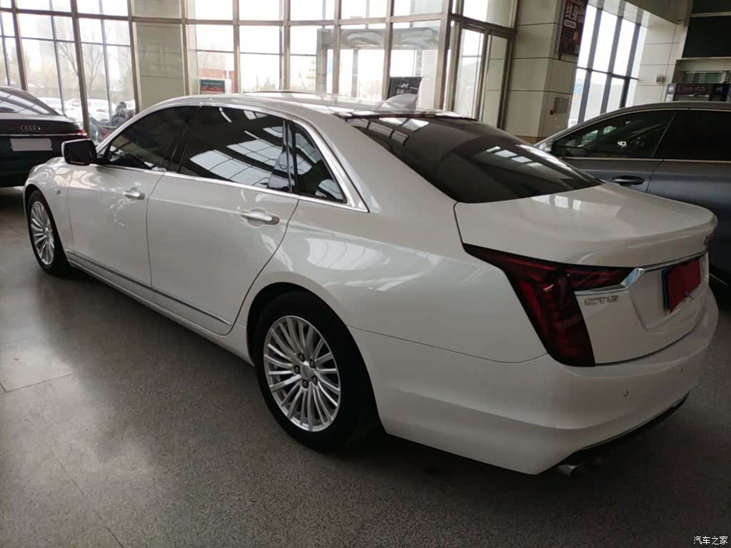 Cadillac CT6, 2020 все фото