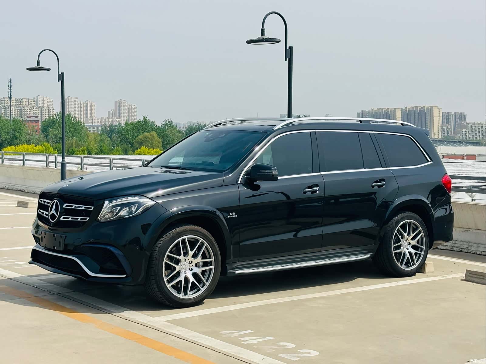 Mercedes-Benz GLS, 2016 1