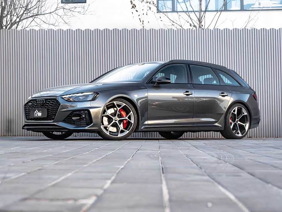 Audi RS 4