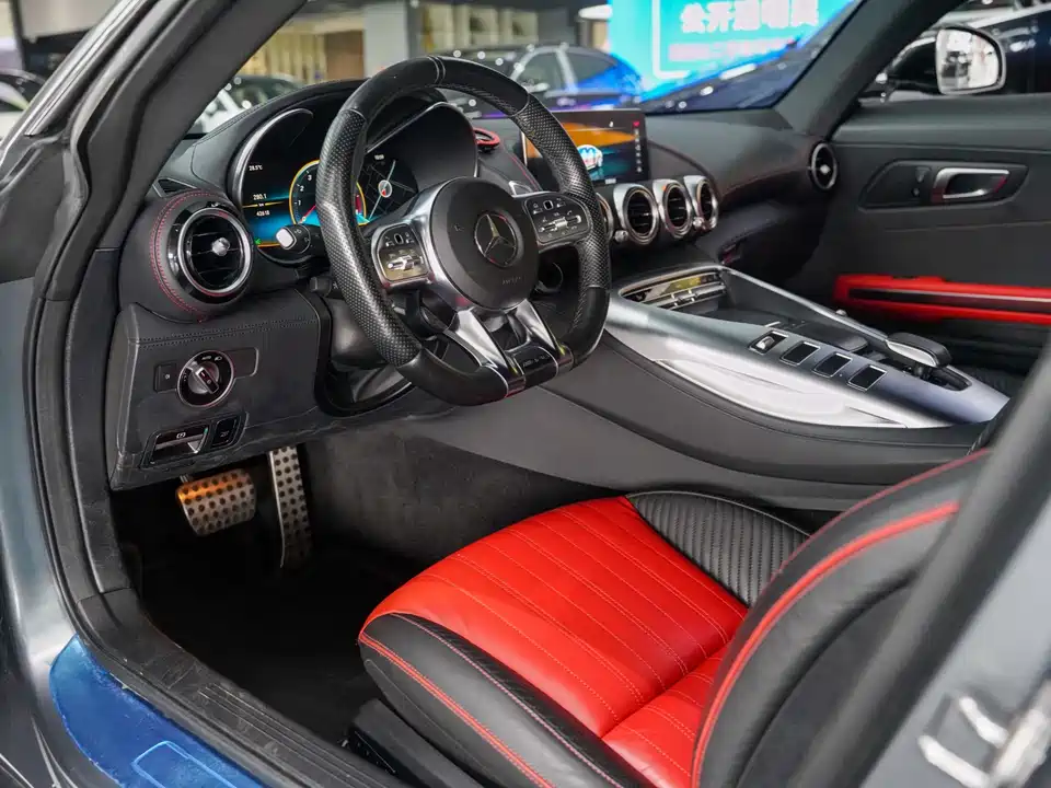 Mercedes-Benz AMG GT