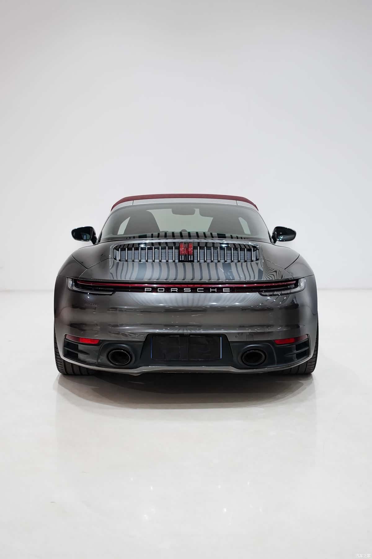 Porsche 911, 2023 4