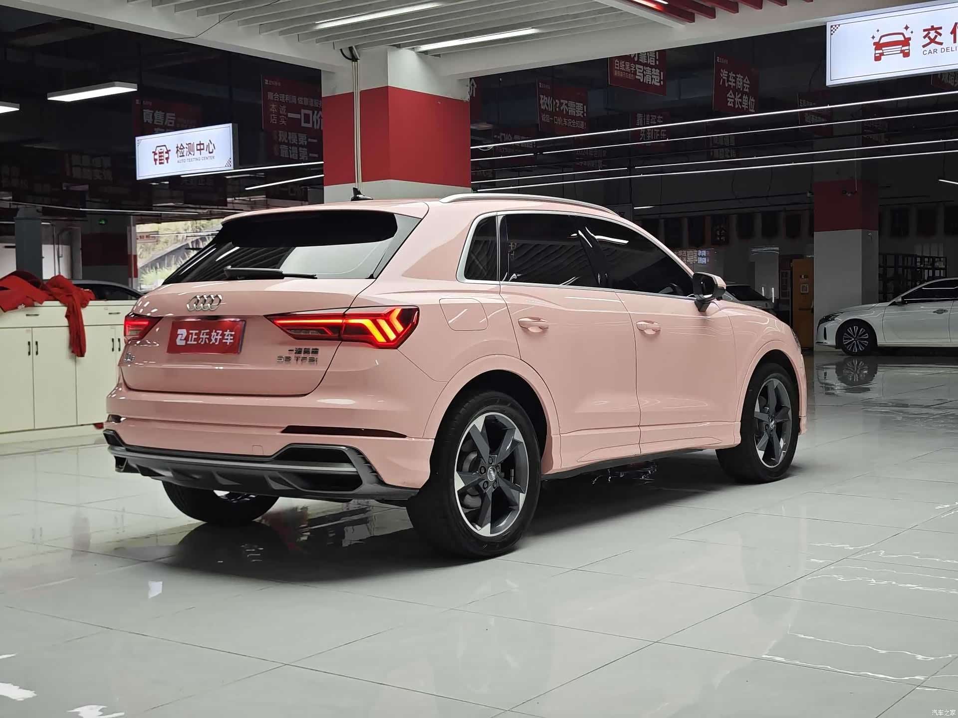 Audi Q3, 2021 3