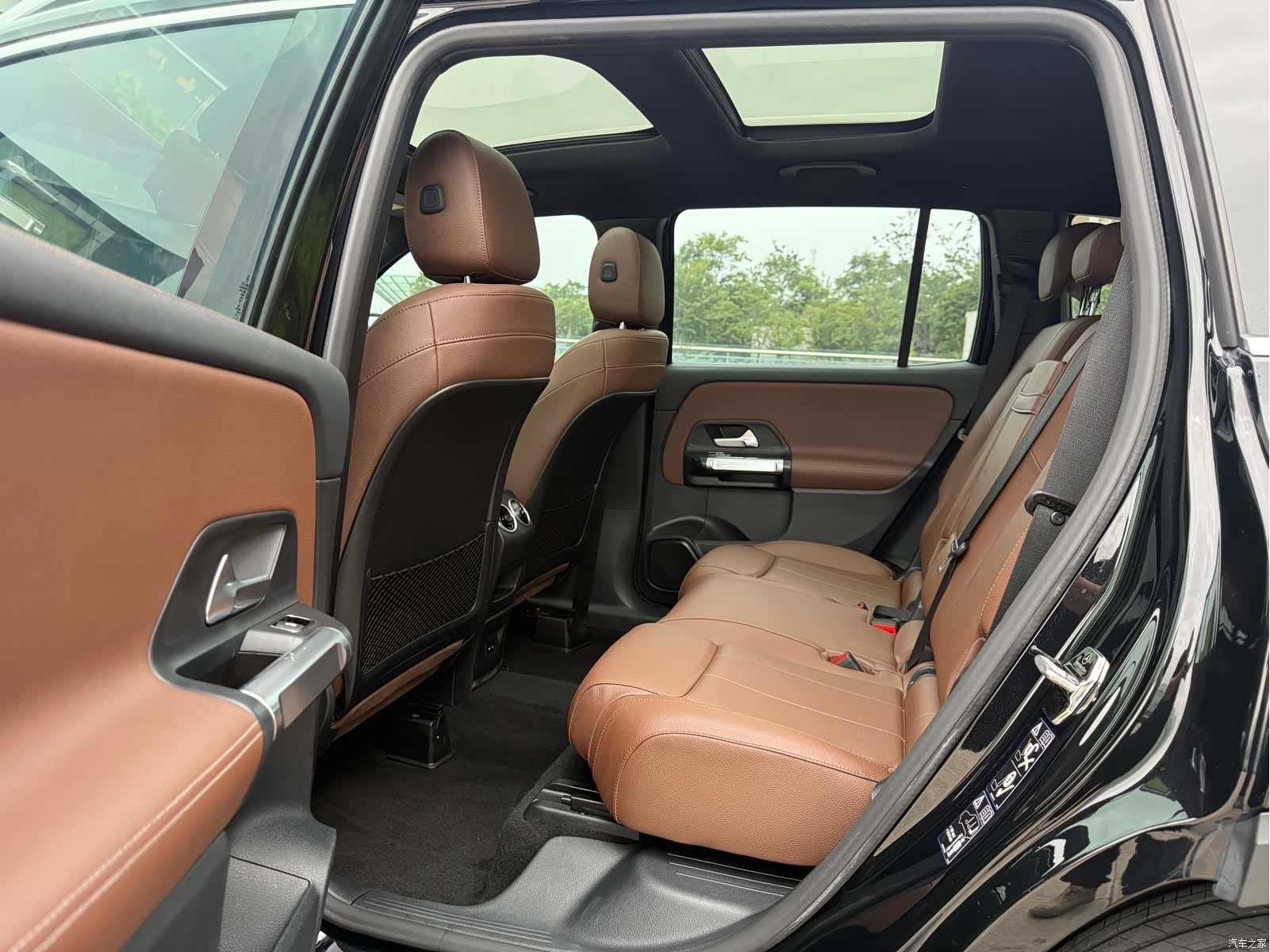 Mercedes-Benz GLB, 2021 6