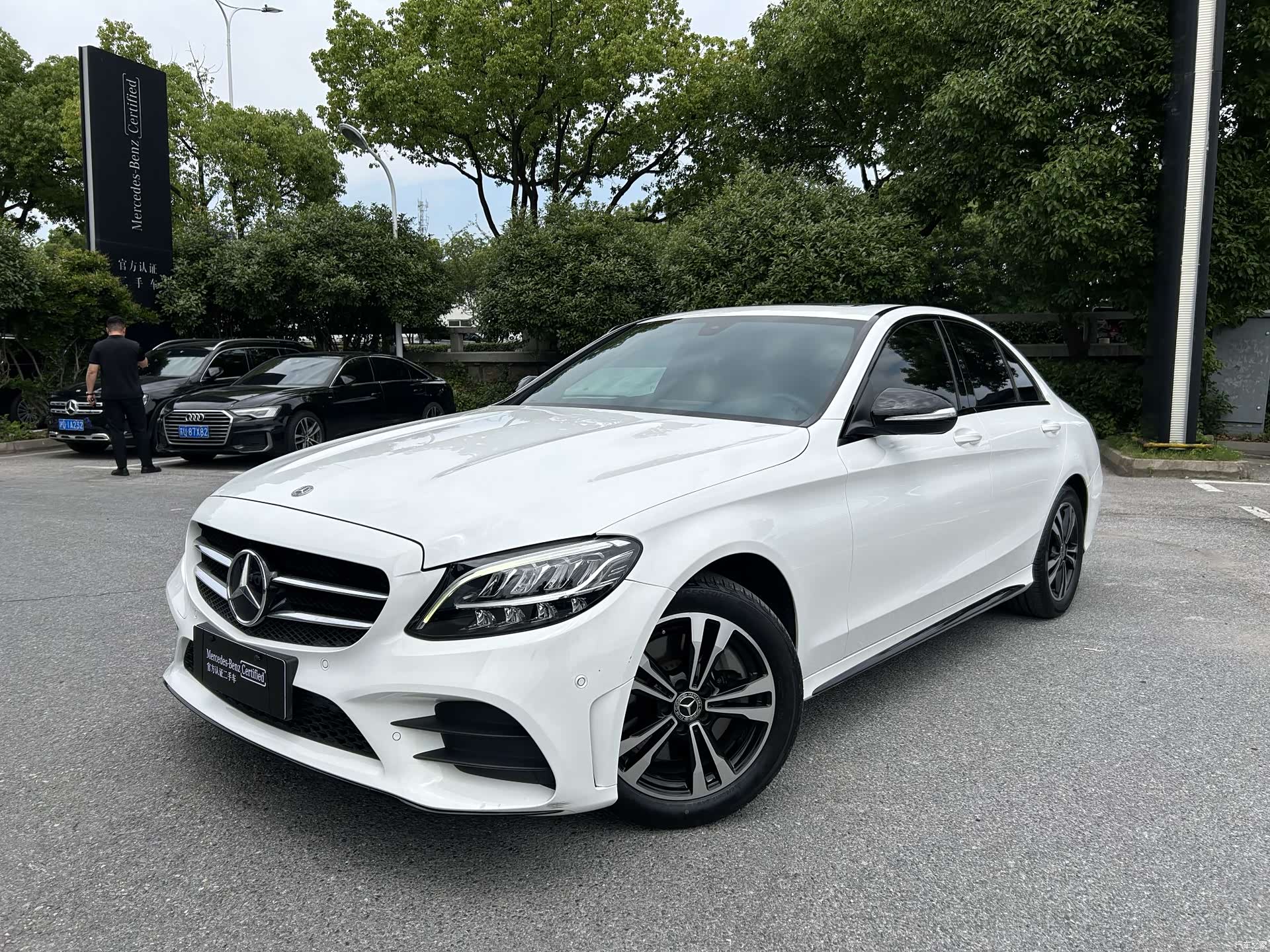 Mercedes-Benz C-Class, 2018 1