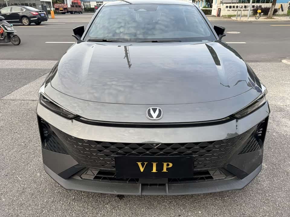 Changan UNI-V