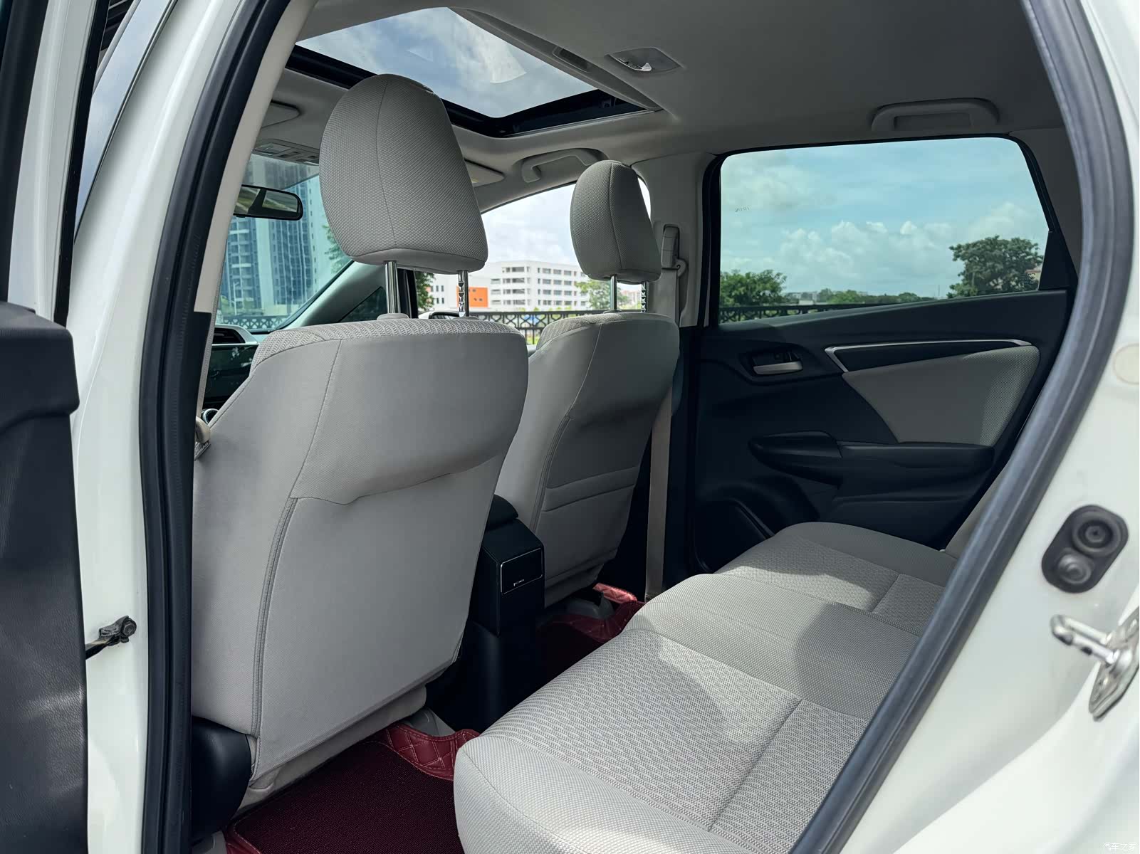 Honda Fit, 2016 9