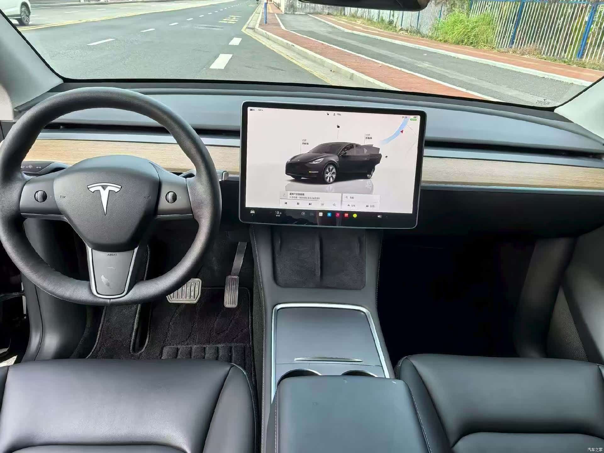 Tesla Model Y, 2022 все фото