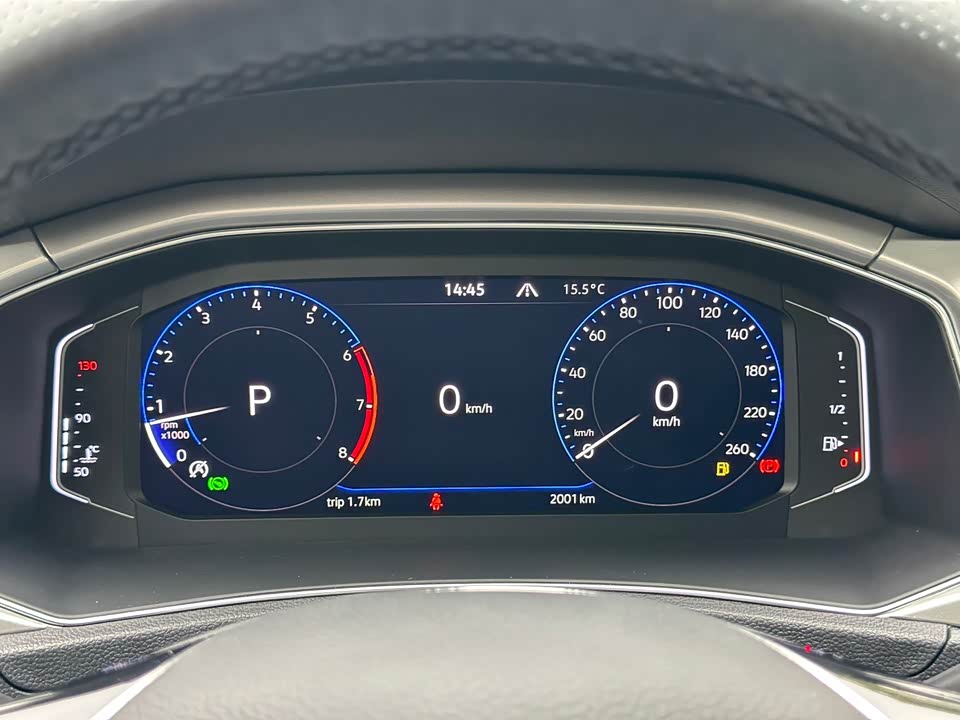 Volkswagen T-ROC exploring Songs