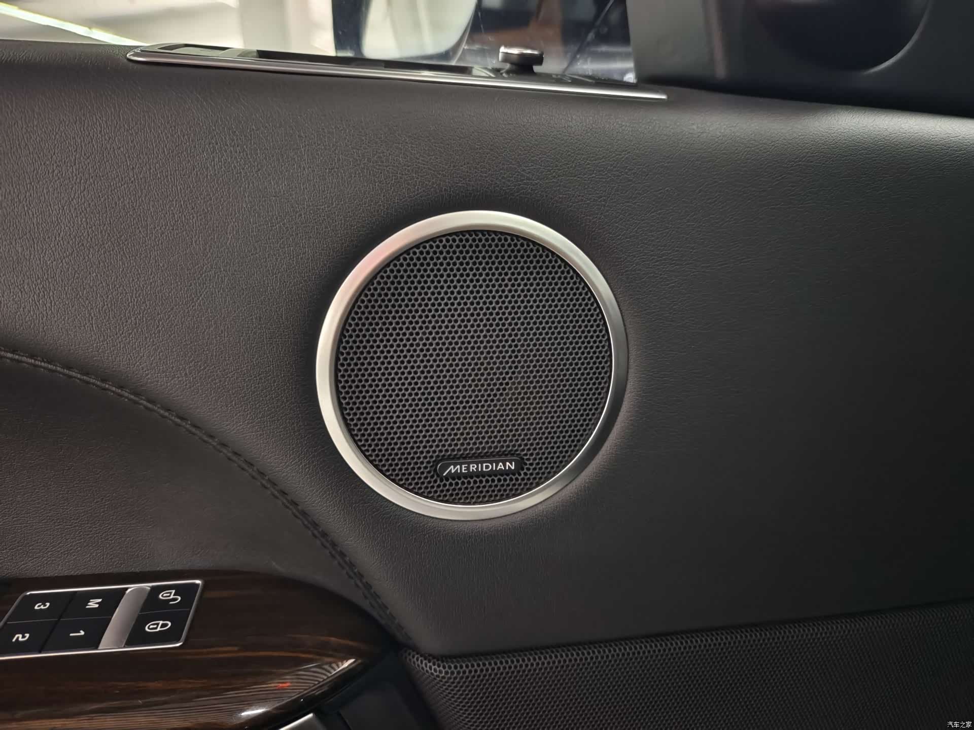 Land Rover Range Rover, 2016 11