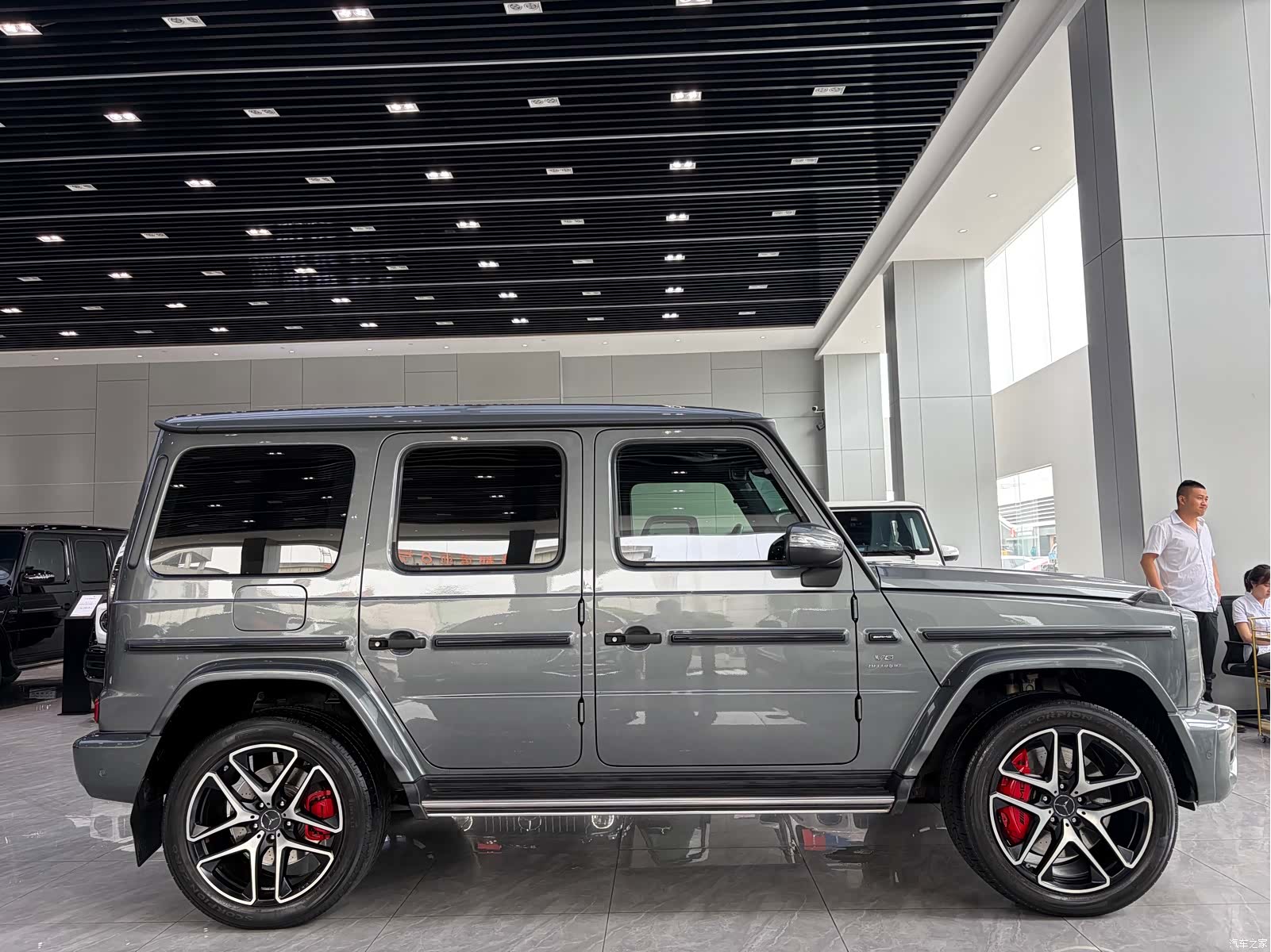 Mercedes-Benz G-Class, 2019 13