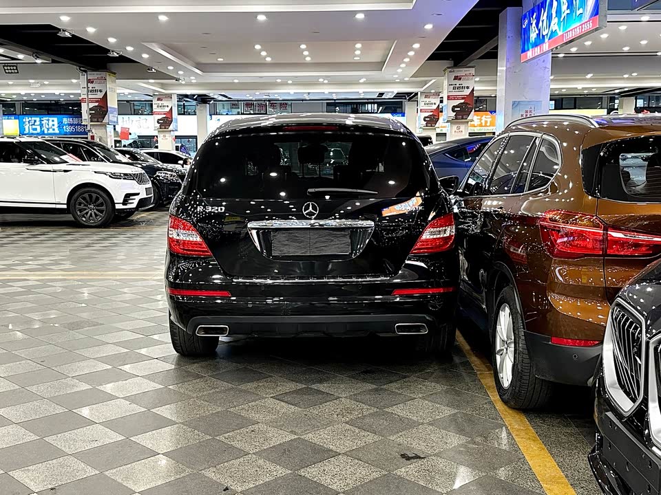 Mercedes-Benz R-class