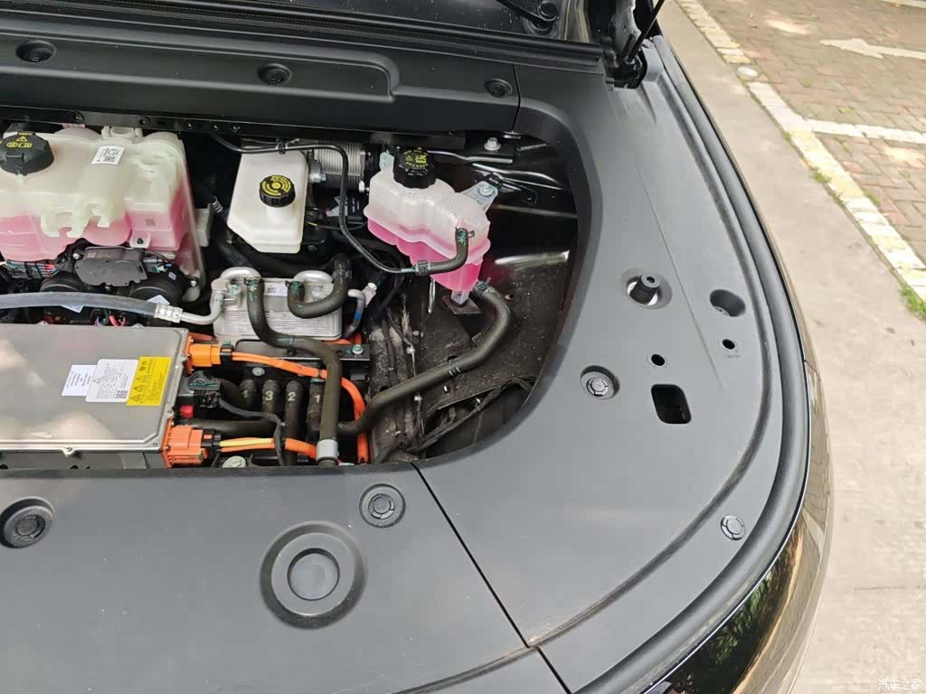 Leapmotor C16, 2025 22
