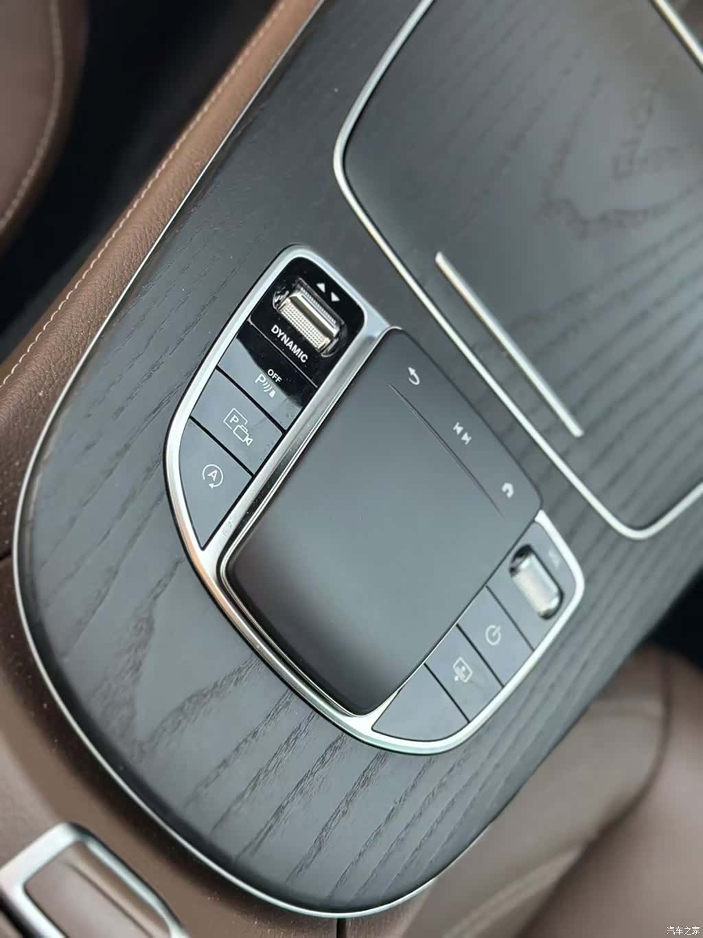Mercedes-Benz E-Class, 2022 15