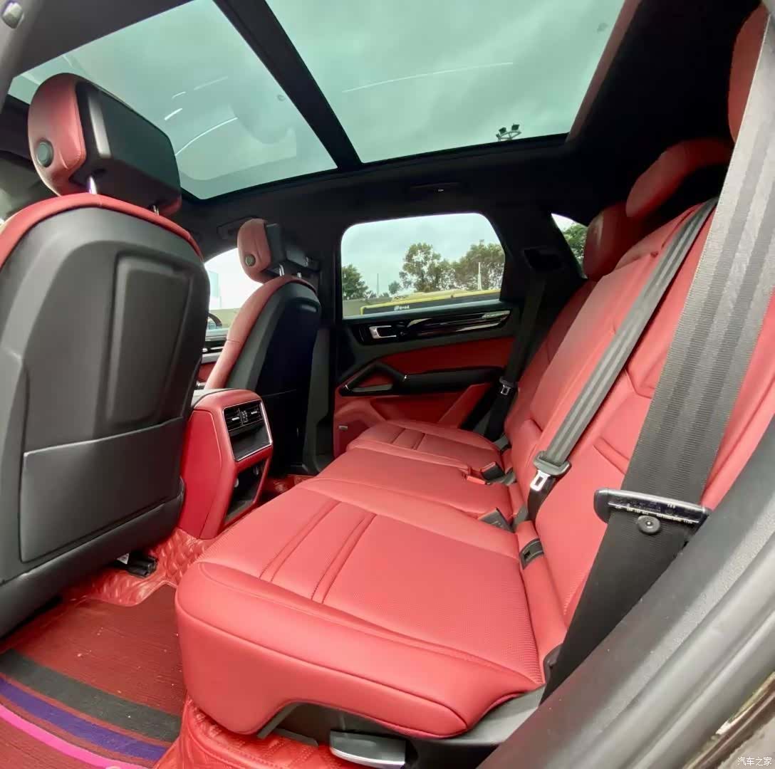 Porsche Cayenne, 2019 9