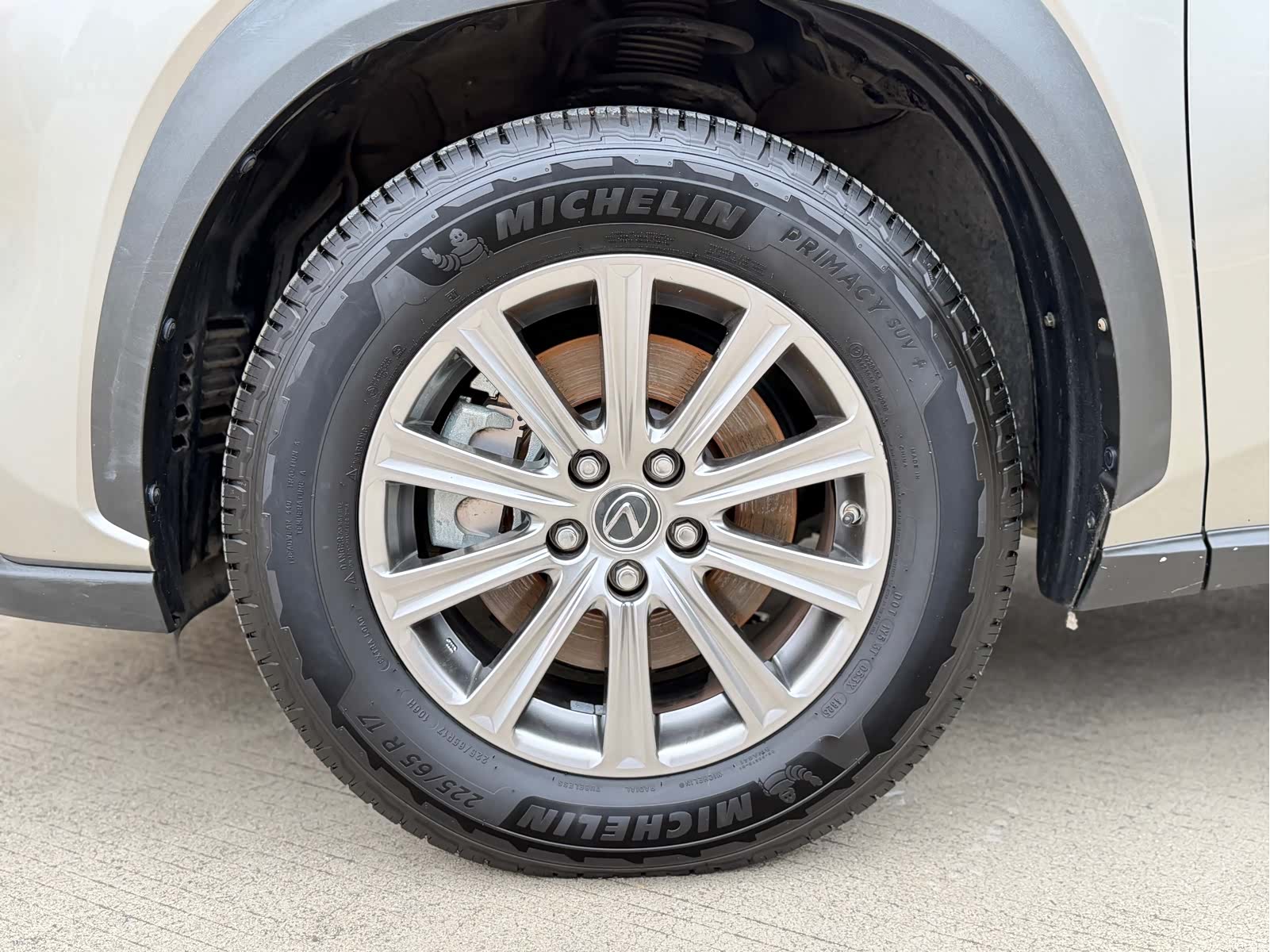 Lexus NX, 2021 19