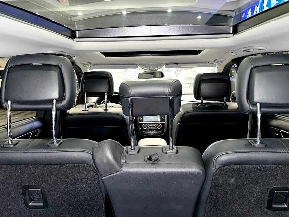 Mercedes-Benz R-class