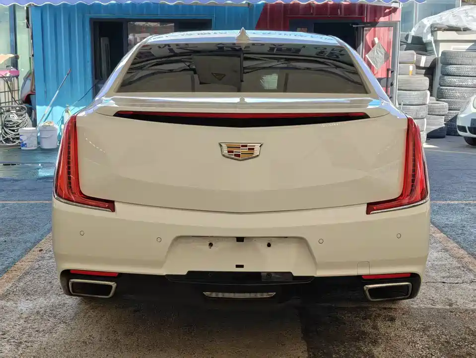 Cadillac XTS