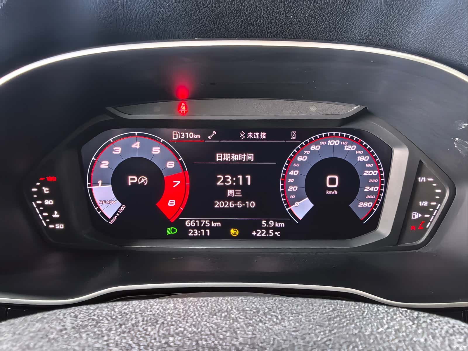 Audi Q3, 2023 13