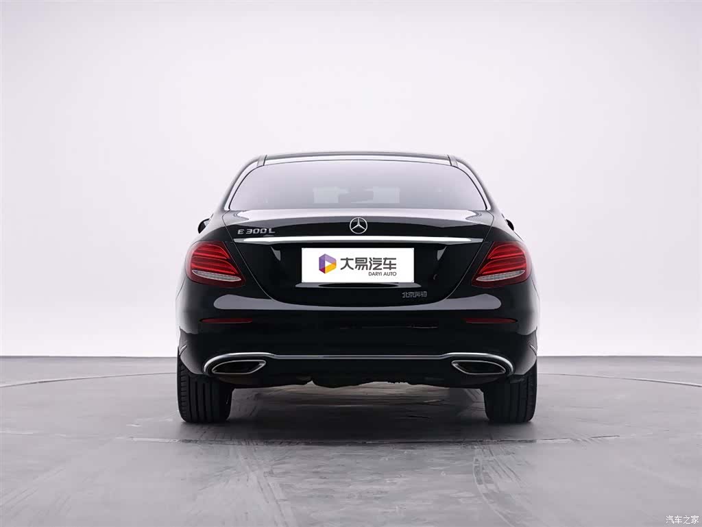Mercedes-Benz E-Class, 2019 4