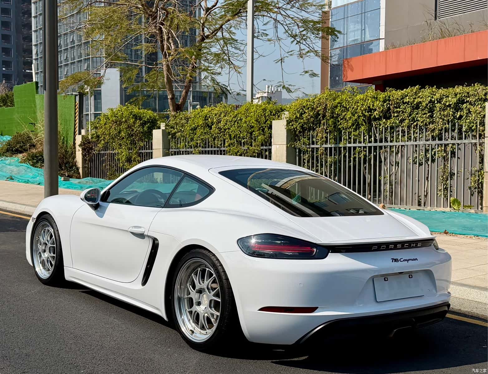 Porsche Cayman, 2017 7