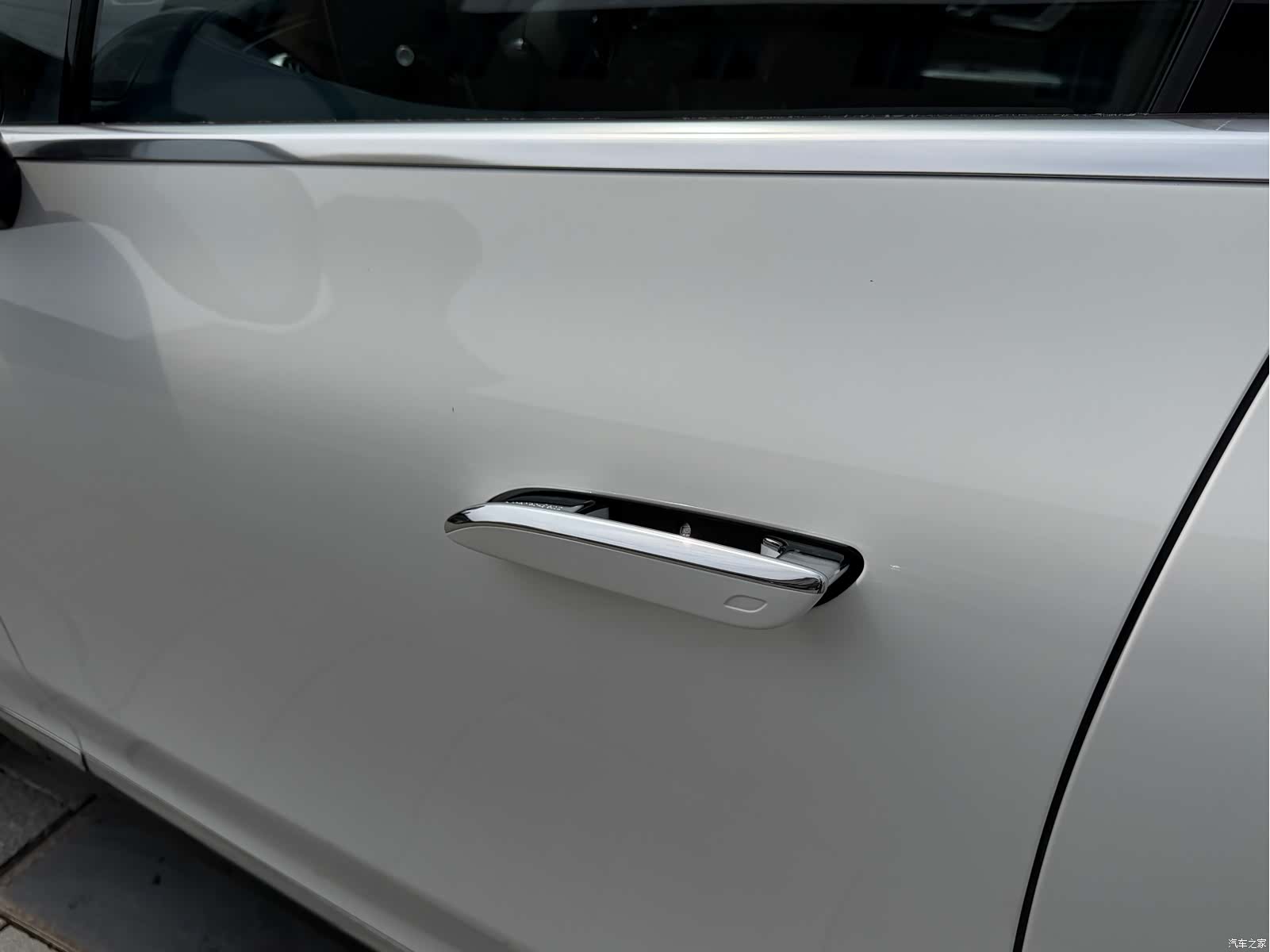 Mercedes-Benz EQE, 2025 16