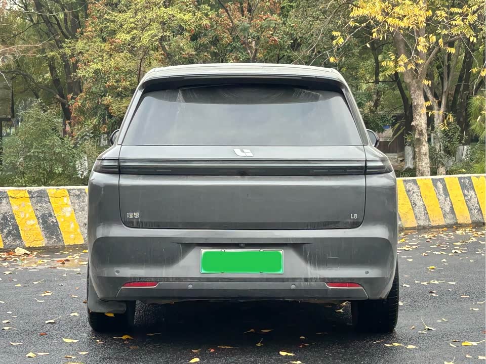 Li Auto Ideal L8