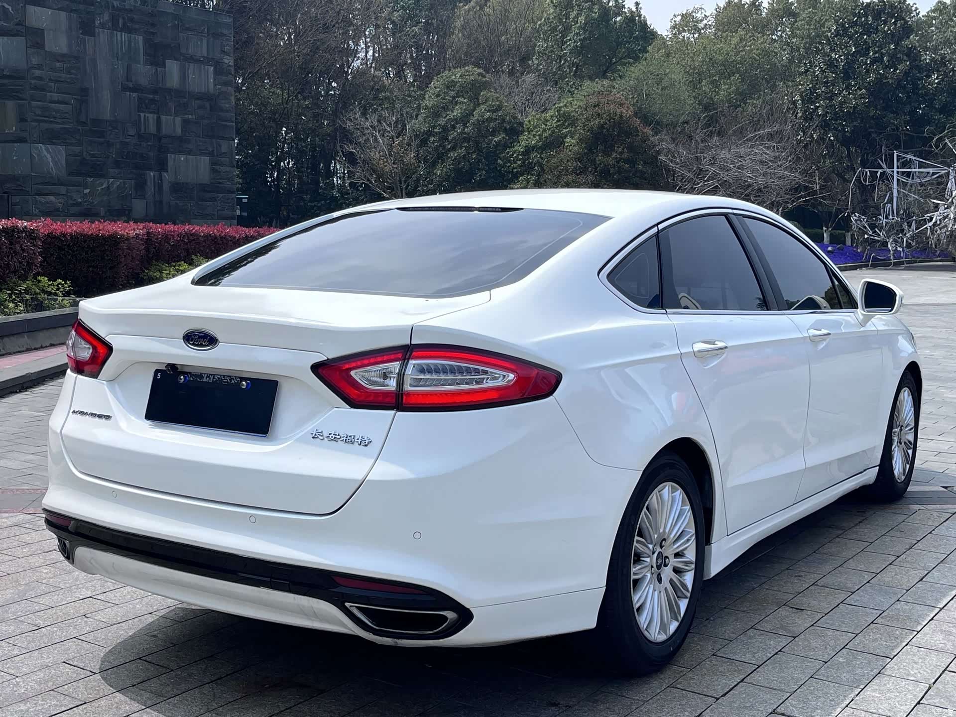 Ford Mondeo, 2014 4