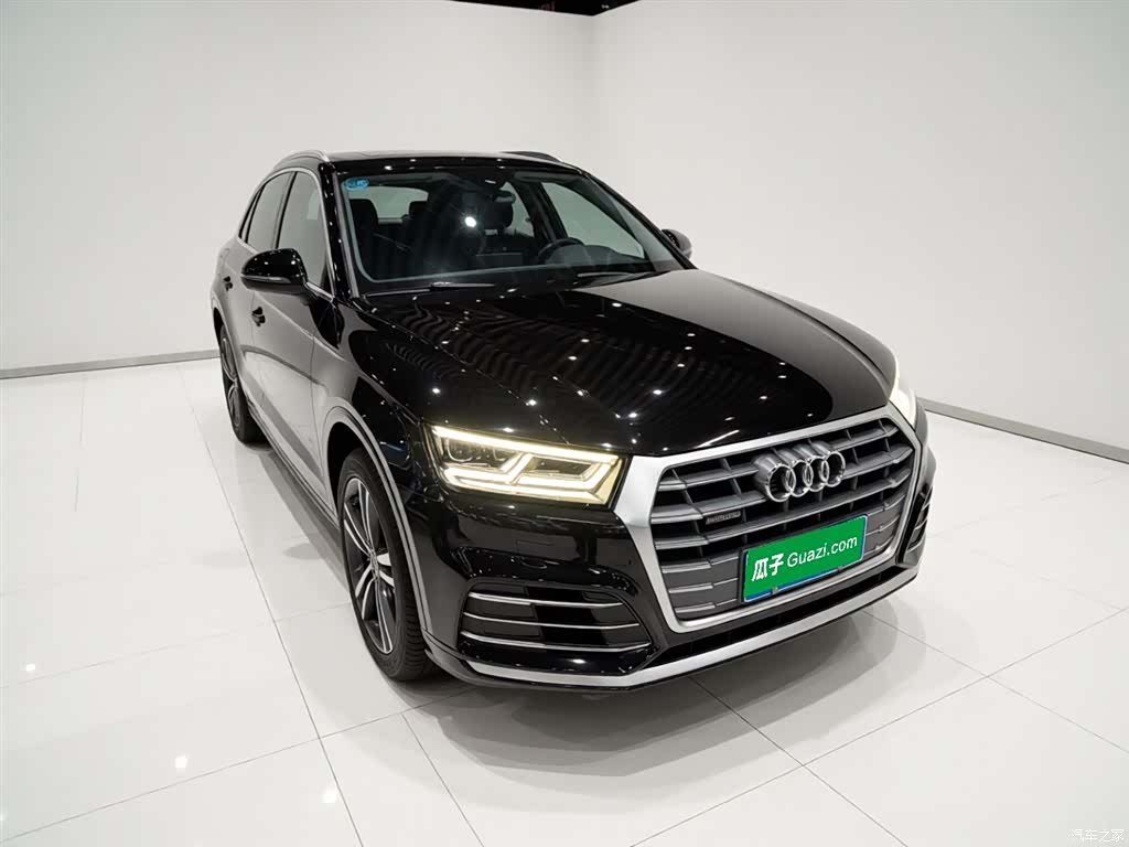 Audi Q5L, 2020 4