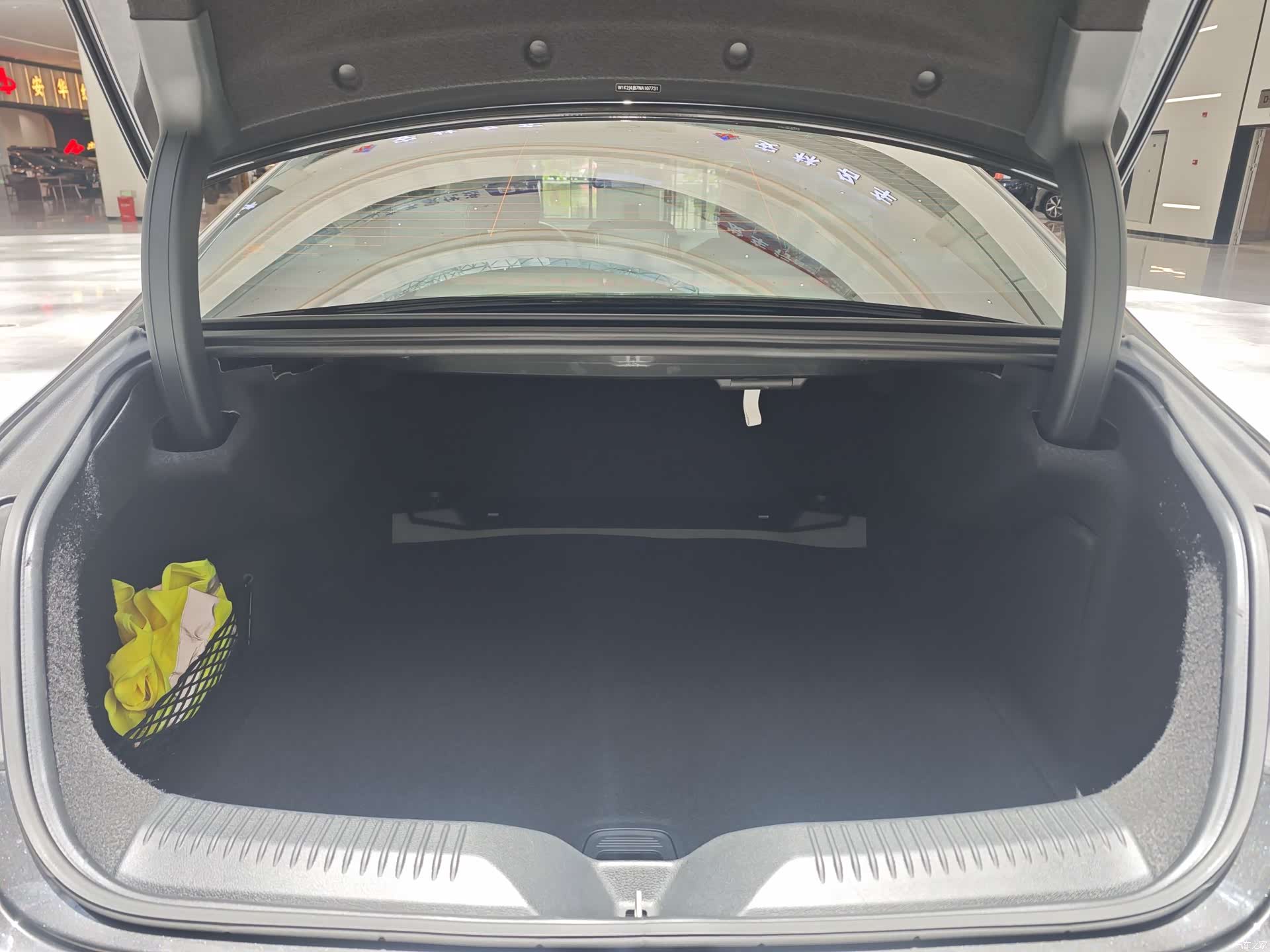 Mercedes-Benz CLS, 2023 9