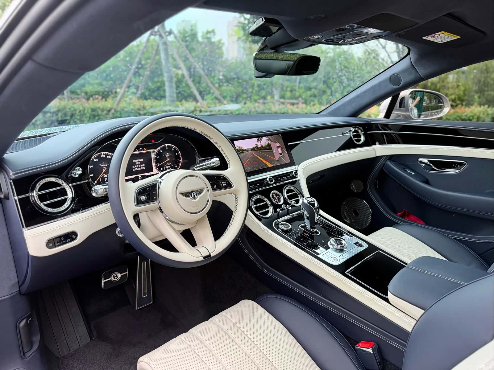 Bentley Continental GT, 2023 4