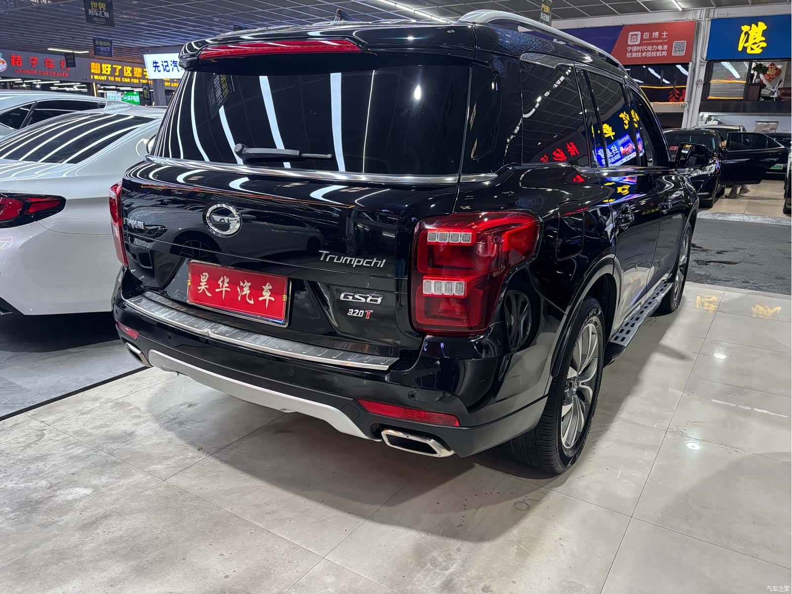 Trumpchi GS8, 2017 4