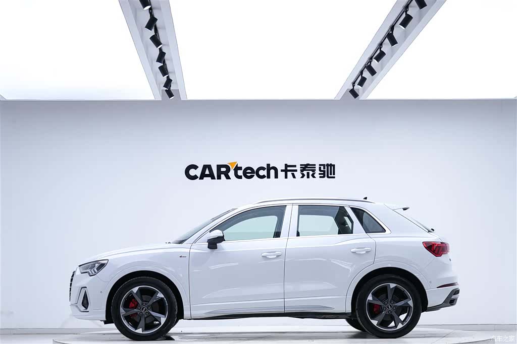 Audi Q3, 2022 8