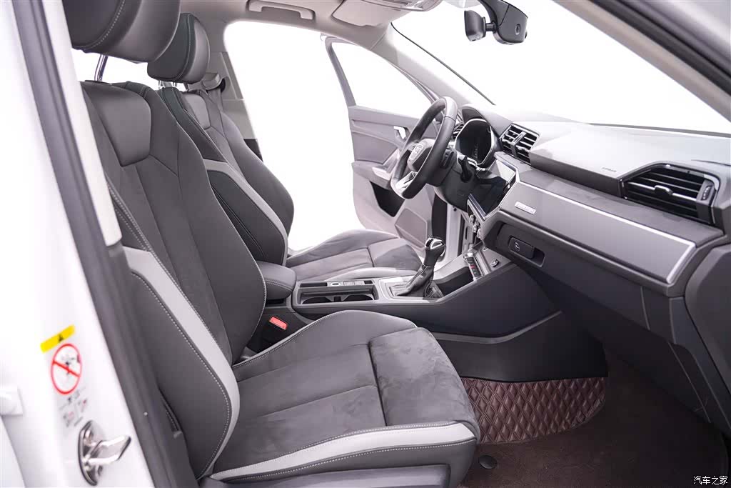 Audi Q3, 2022 21