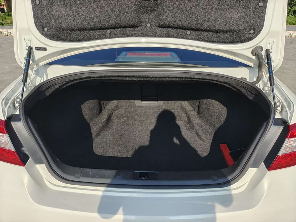Infiniti Q70 Infiniti Q70