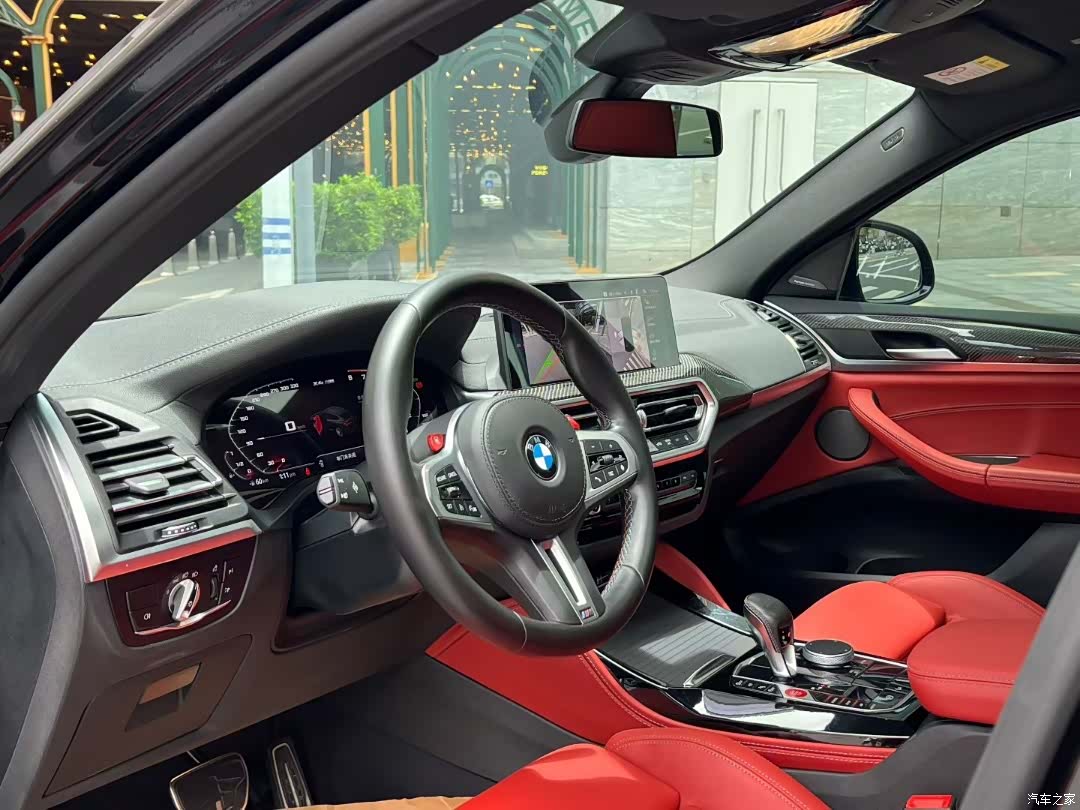 BMW X4, 2023 все фото