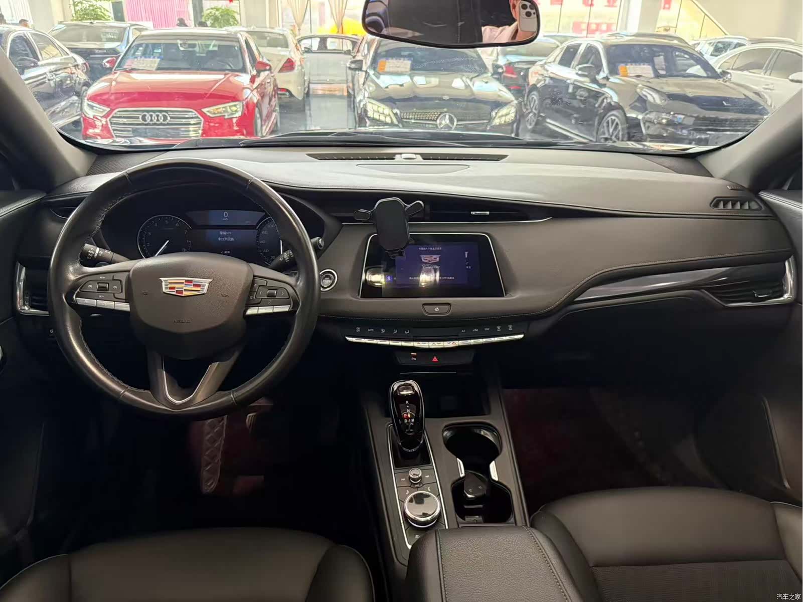 Cadillac XT4, 2022 6