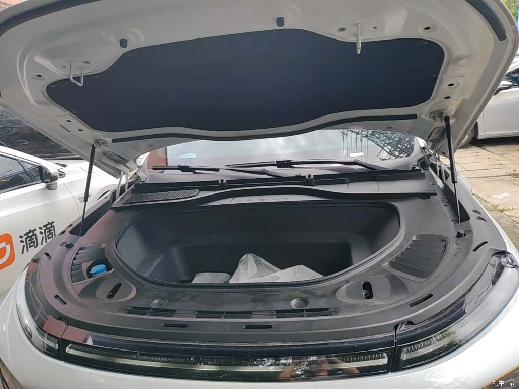 Xpeng G9, 2023 20