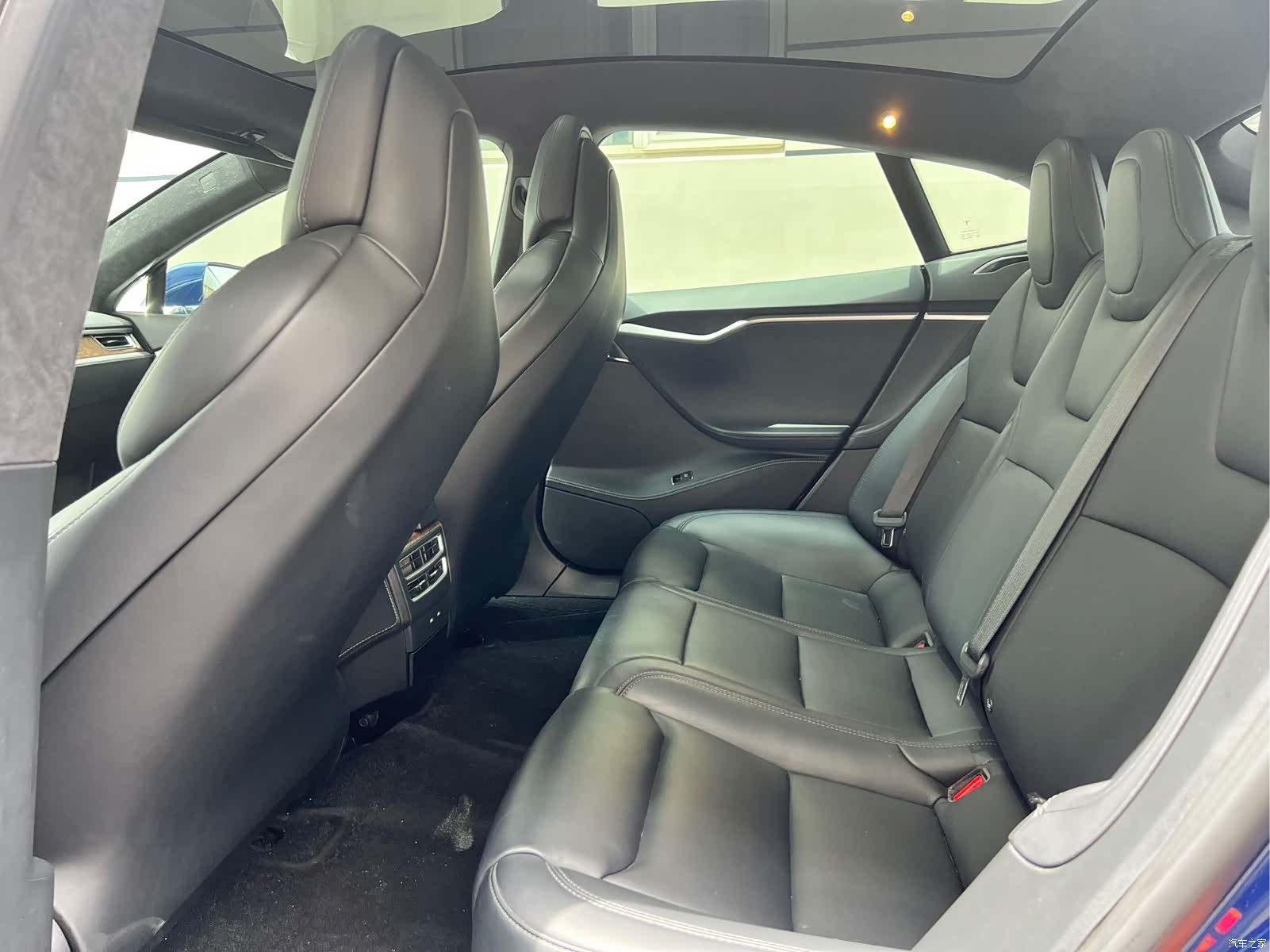 Tesla Model S, 2018 14
