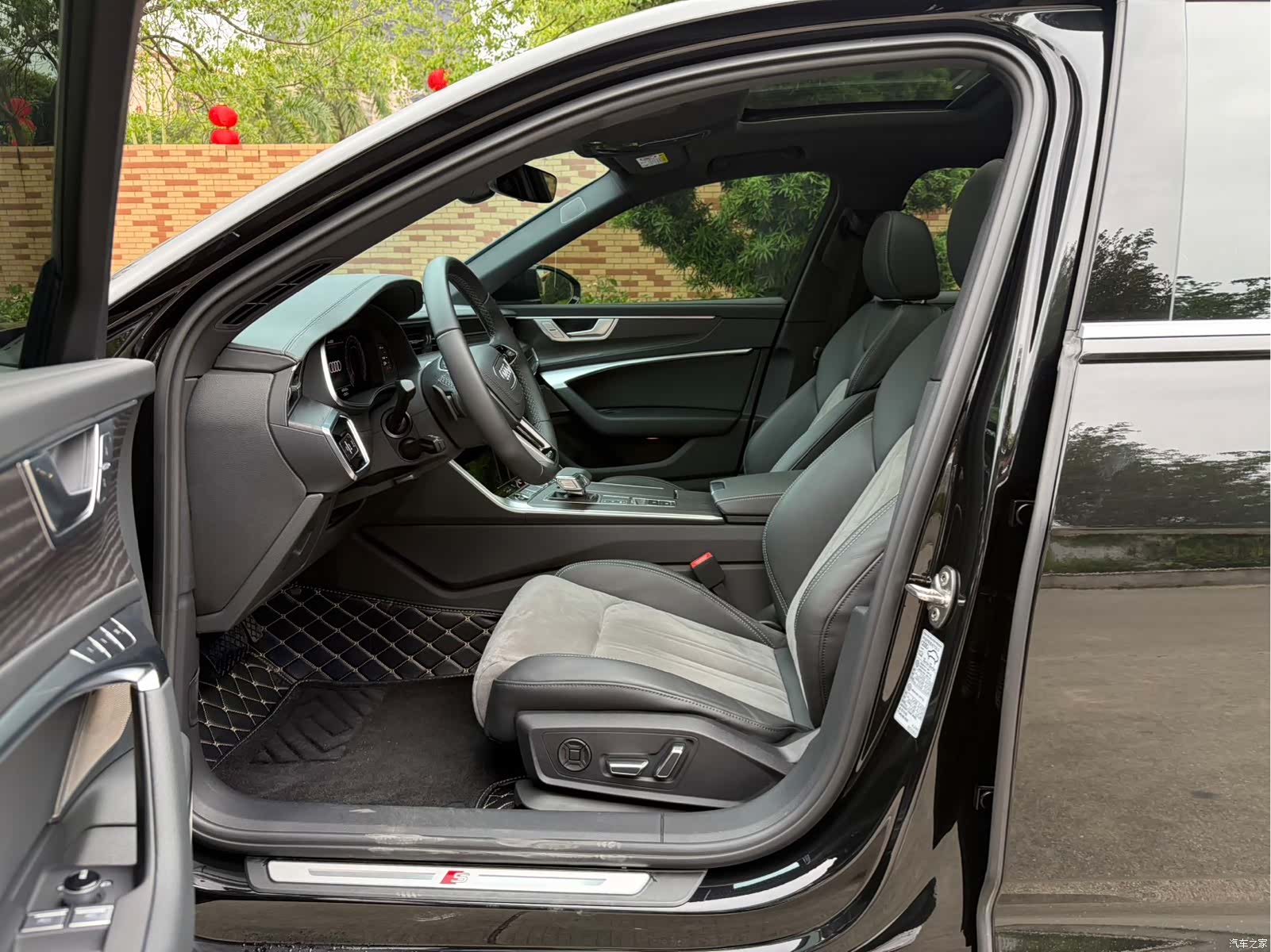 Audi A6L, 2025 12